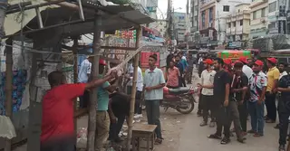 ফরিদপুর পৌরসভার অবৈধ স্থাপনা উচ্ছেদ অভিযান